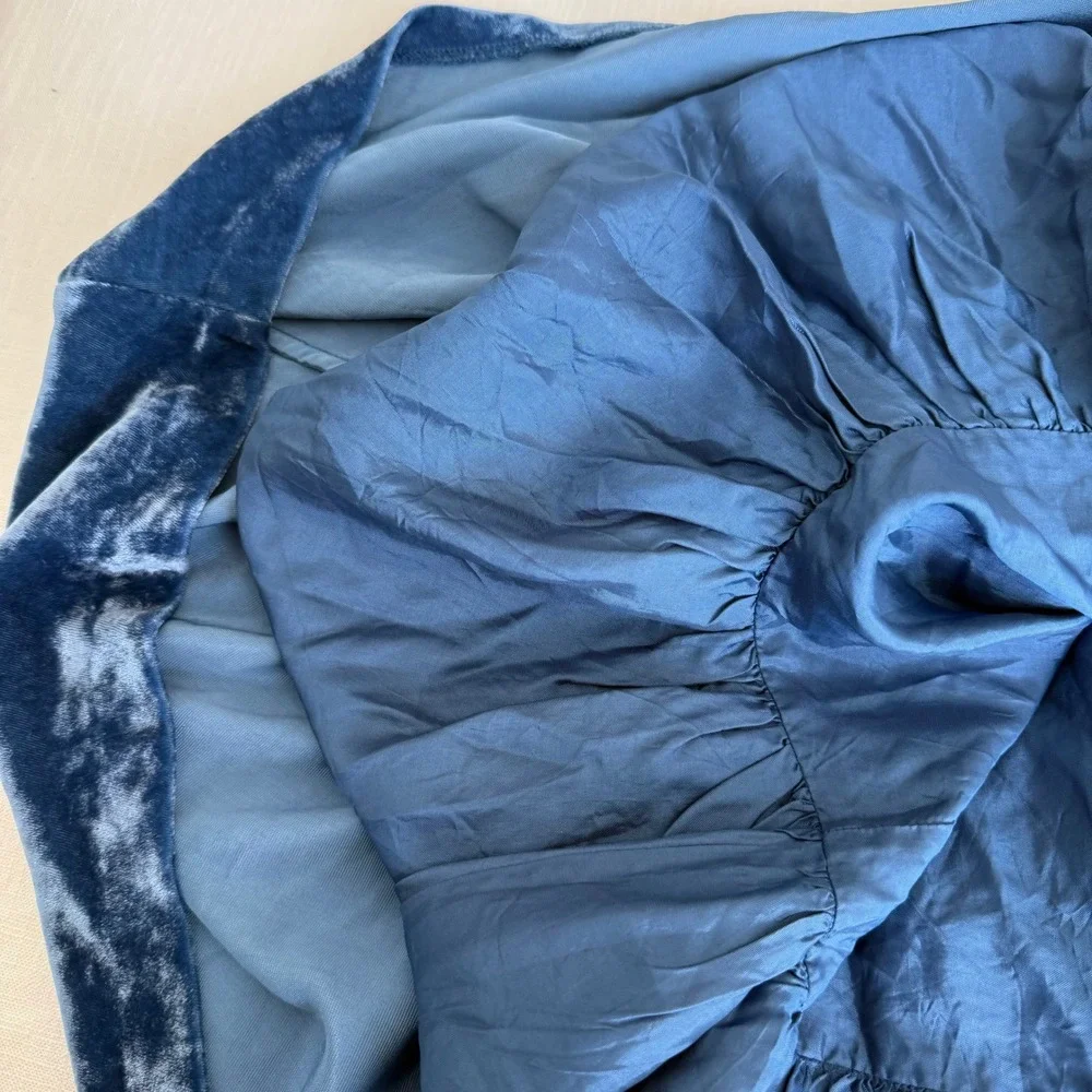 Mini Boden Girls Blue Velvet Tiered Ruffle‎ Mini Skirt Size 13-14Y Holiday Party